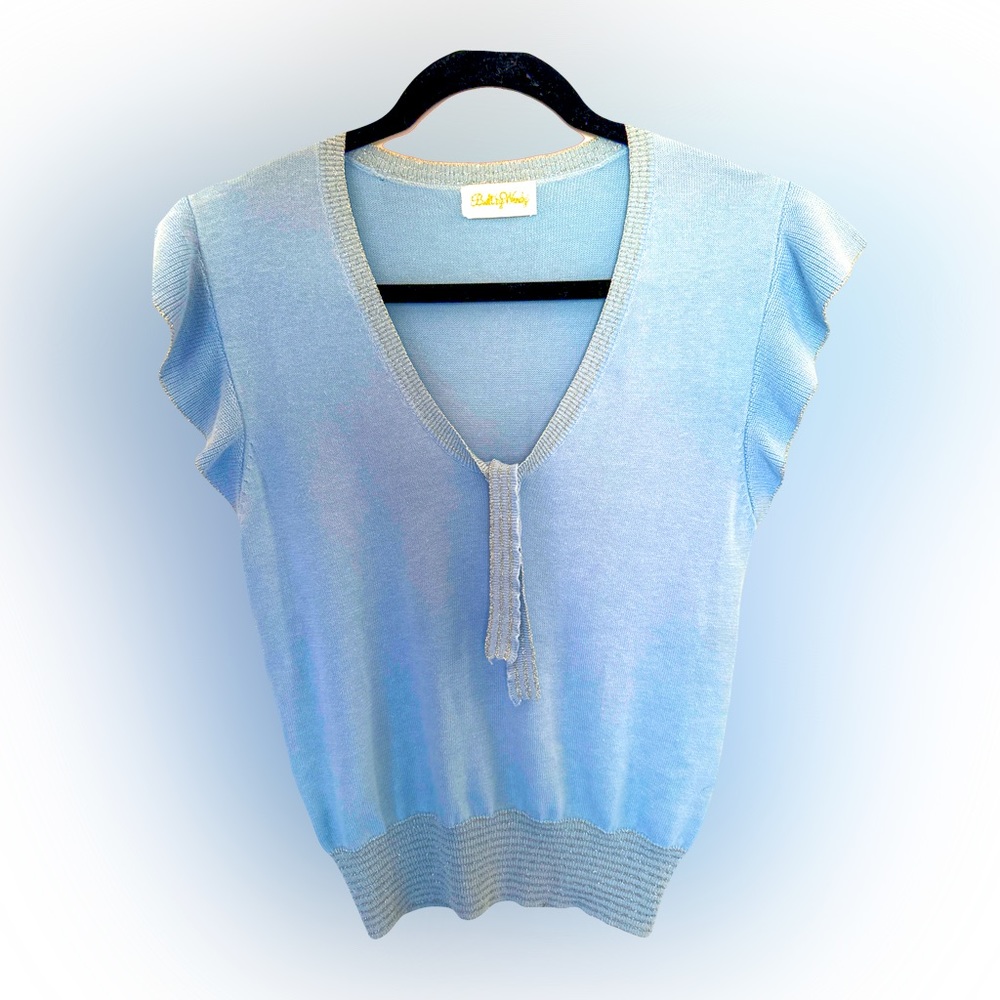 Vintage Built by Wendy - ruffle cap sleeve, light blue sweater M